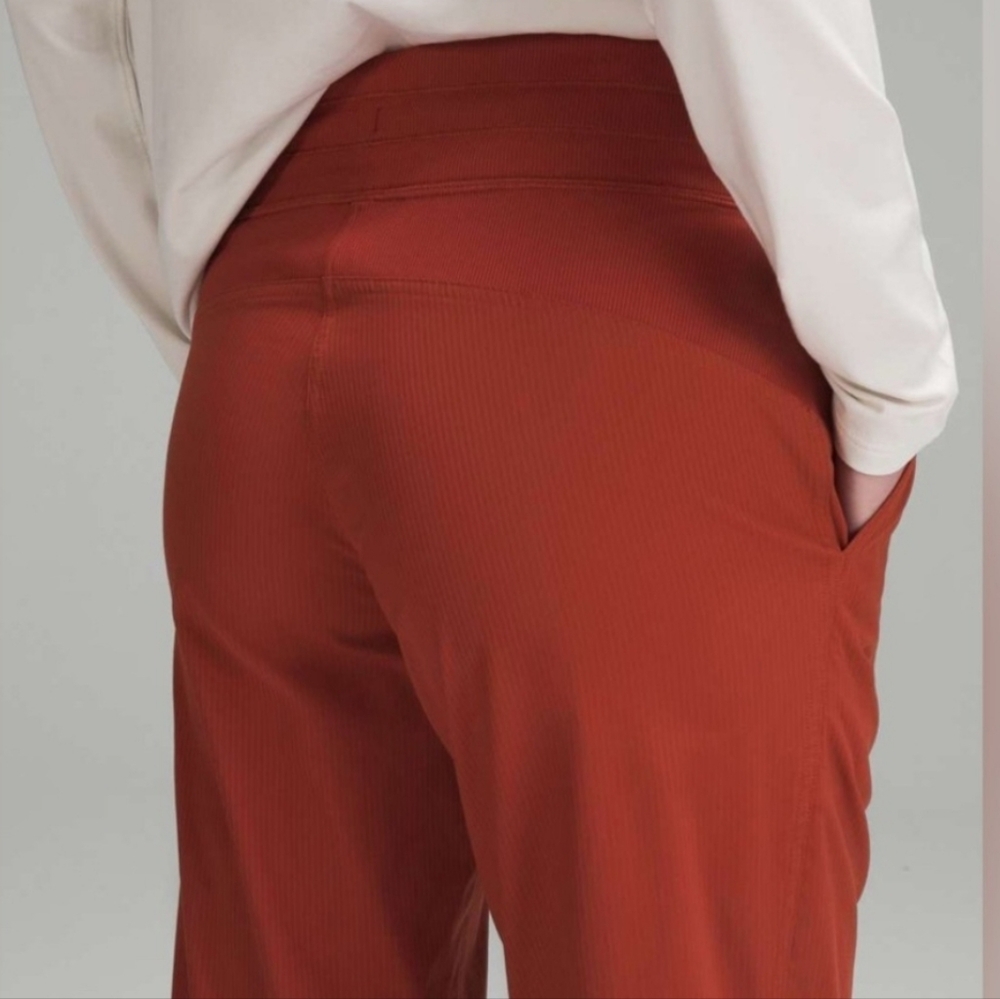 Lululemon Dance Studio Jogger Size 6 Burnt Orange - Picture 3 of 8